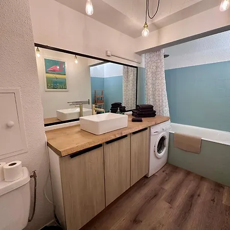 Cosy Sur Le Port D'hyeres Appartement Hyères